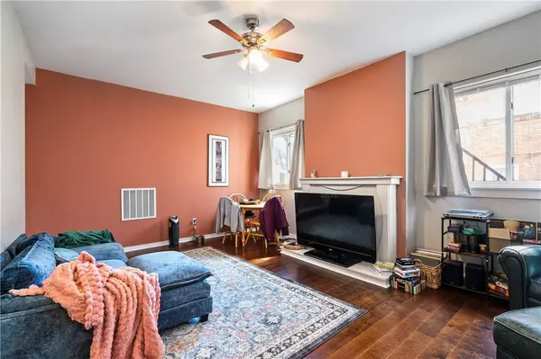 307 S Negley, Friendship Park, PA 15232