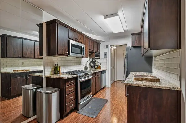 605 Shady Ave #A-5, Shadyside, PA 15206