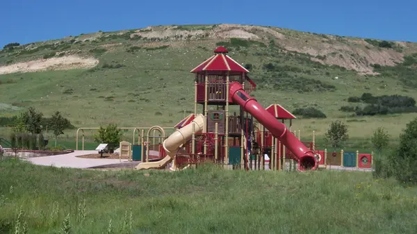 Living in Crystal Valley Ranch