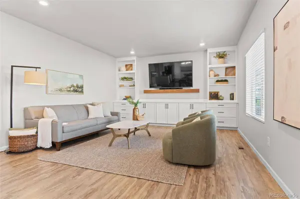 5105 Lumos LN, Castle Rock, CO 80104