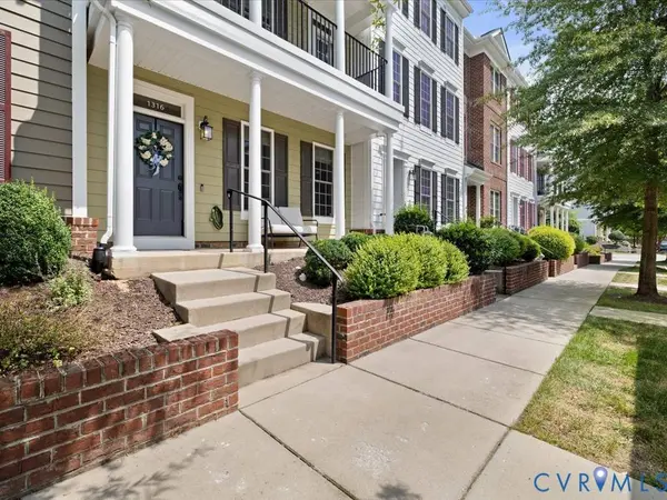 1316 Winfree Creek LN, Midlothian, VA 23113