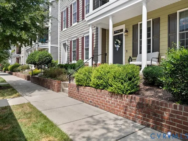 1316 Winfree Creek LN, Midlothian, VA 23113