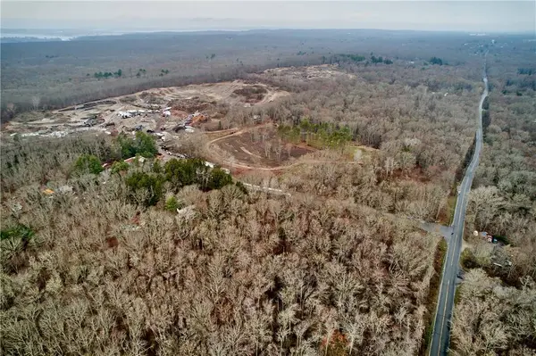 0 Brayton RD, Tiverton, RI 02878