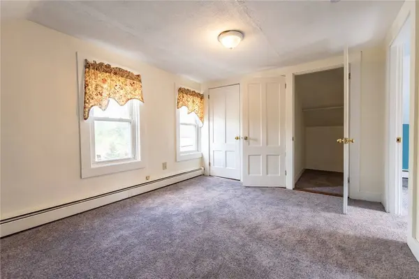 68 Northeast ST, Woonsocket, RI 02895