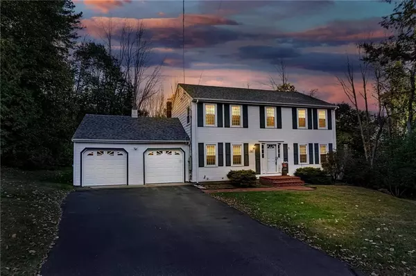 381 Woonsocket Hill RD, North Smithfield, RI 02896