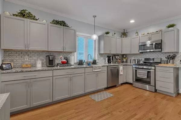 70 W Park Pl, Woonsocket, RI 02895