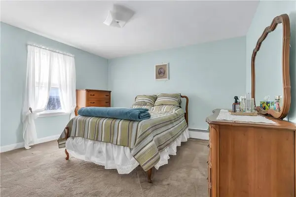 137 Colonial AVE, Cumberland, RI 02864