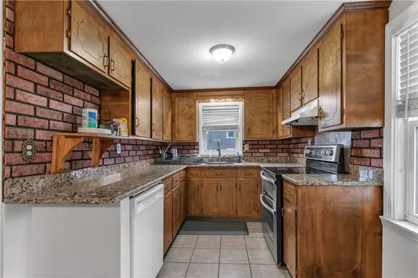 204 Talcott ST, Woonsocket, RI 02895