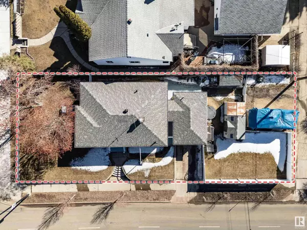 6705 112 AV NW, Edmonton, AB T5B 0C6