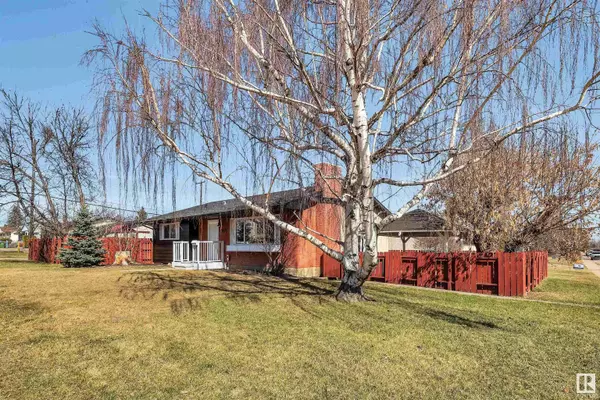 10707 36 ST NW, Edmonton, AB T5W 2A6