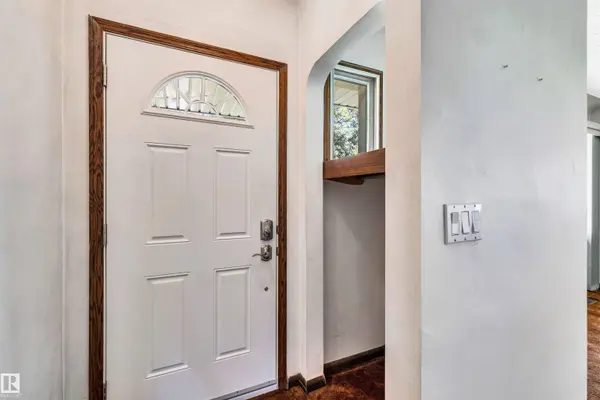 12740 118 ST NW NW, Edmonton, AB T5E 5K8