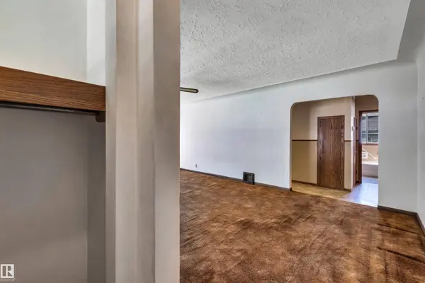 12740 118 ST NW NW, Edmonton, AB T5E 5K8