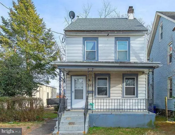 652 N BROAD ST, Woodbury, NJ 08096