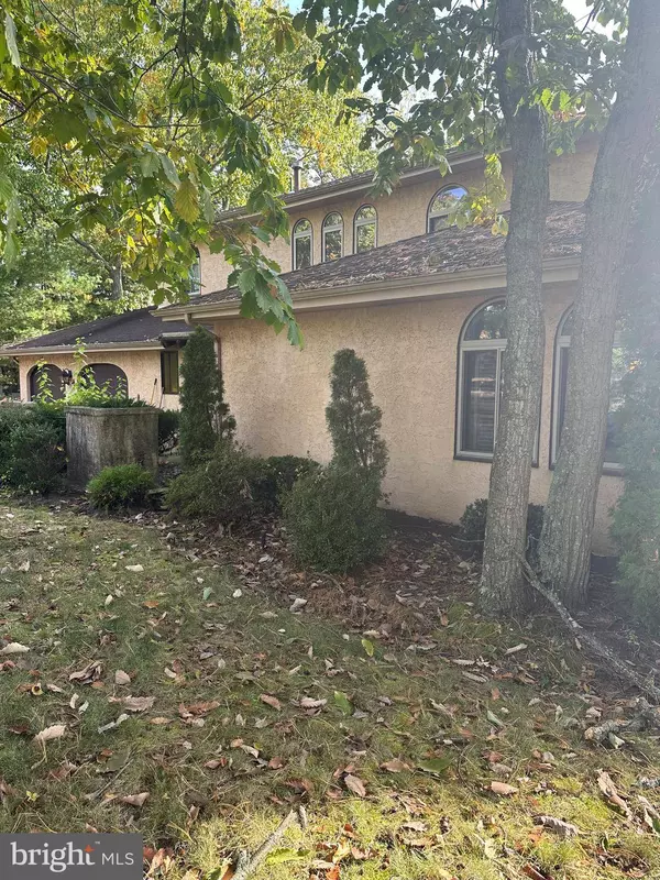 64 CHIPPENHAM DR, Voorhees, NJ 08043