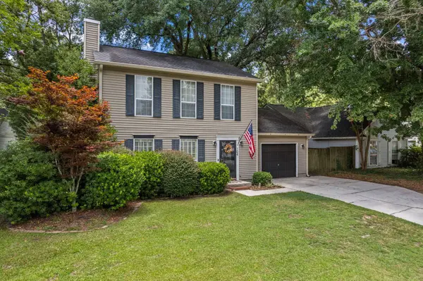 104 Parish Parc Dr, Summerville, SC 29485