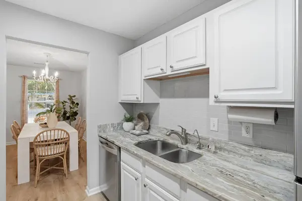 1505 Blaze Ln, Charleston, SC 29412