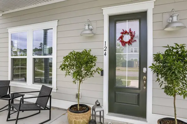 124 Medford St, Summerville, SC 29486