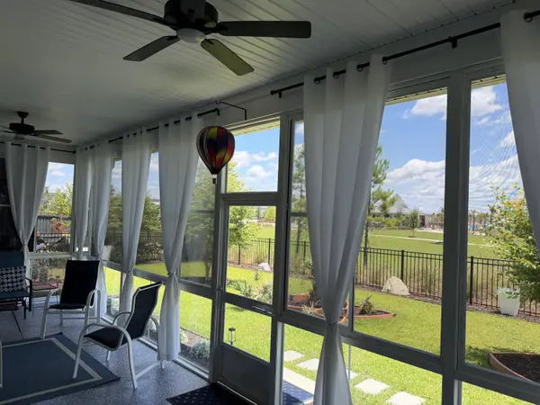 896 Carnes Xing, Summerville, SC 29486