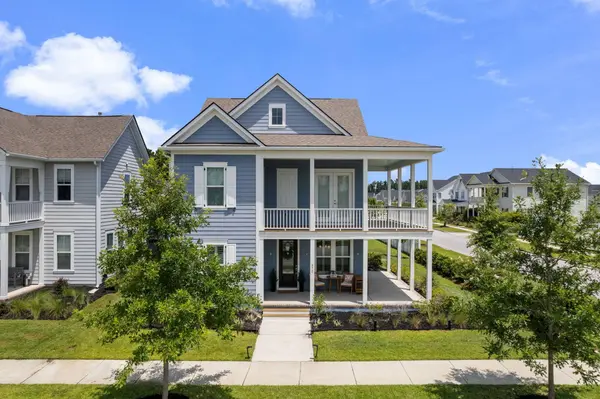 670 Blueway Ave, Summerville, SC 29486