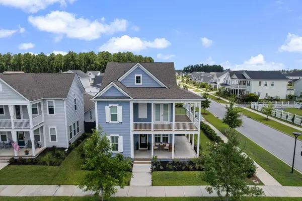 670 Blueway Ave, Summerville, SC 29486