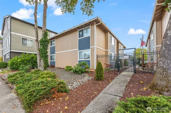 4031 S Warner ST, Tacoma, WA 98409