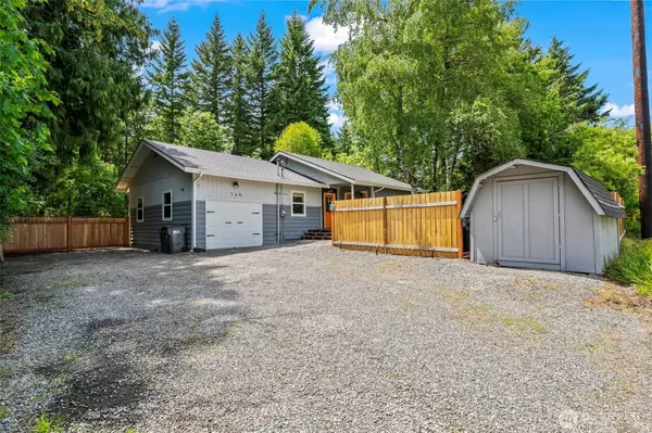 140 Termont ST, Port Orchard, WA 98366