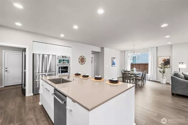 4828 Amherst WAY SW, Port Orchard, WA 98367