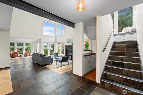 10104 51st ST NW, Gig Harbor, WA 98335