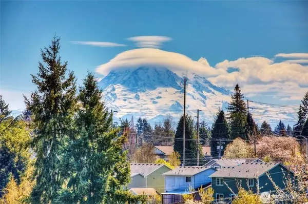 1125 E 61st ST, Tacoma, WA 98404