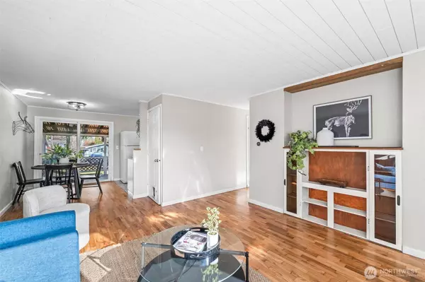 1125 E 61st ST, Tacoma, WA 98404