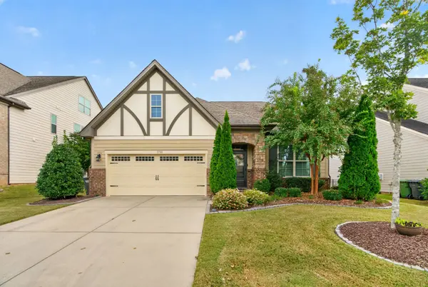 feature image of 17511 Austins Creek Dr, The Palisades: Where Comfort Meets Community