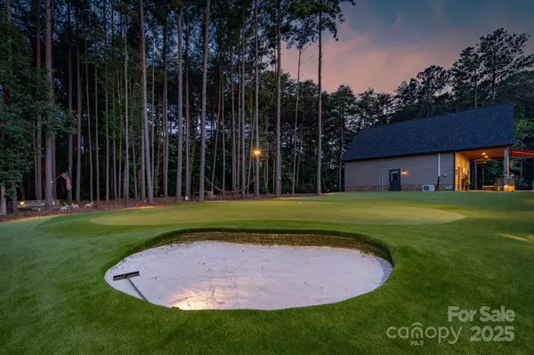 7946 Norman Pointe DR, Denver, NC 28037