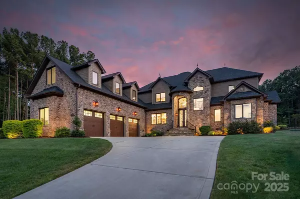 7946 Norman Pointe DR, Denver, NC 28037