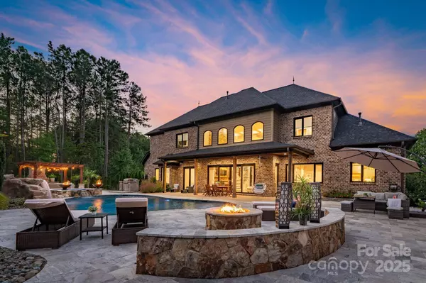 7946 Norman Pointe DR, Denver, NC 28037