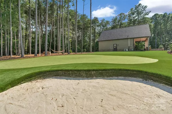 7946 Norman Pointe DR, Denver, NC 28037