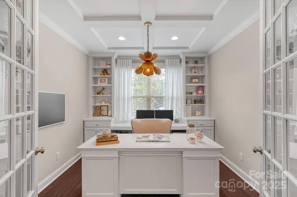 17529 Saranita LN, Charlotte, NC 28278