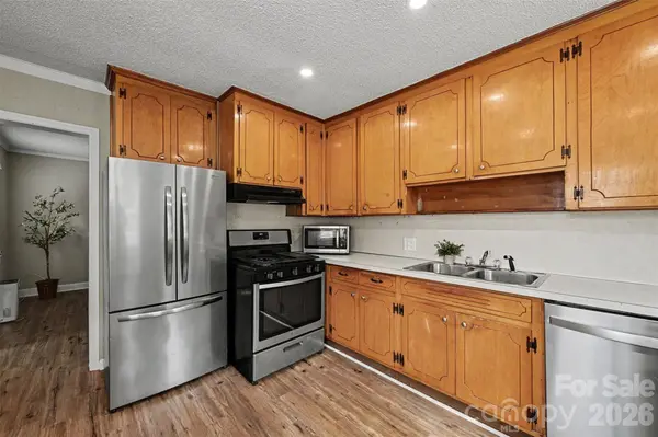 1599 Hillcrest AVE, Lancaster, SC 29720
