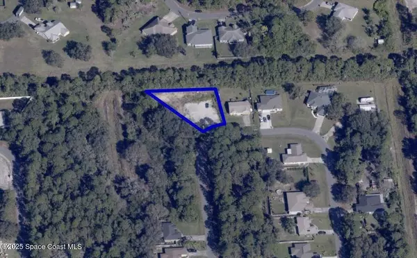 895 Tedder RD SE, Palm Bay, FL 32909