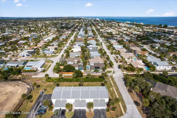 800 Poinsetta DR #4, Indian Harbour Beach, FL 32937