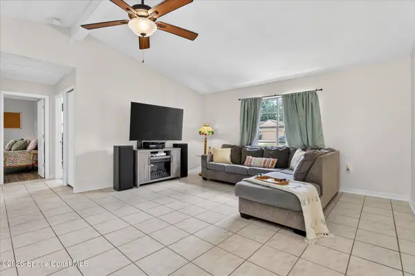 1284 Cone AVE NE, Palm Bay, FL 32907