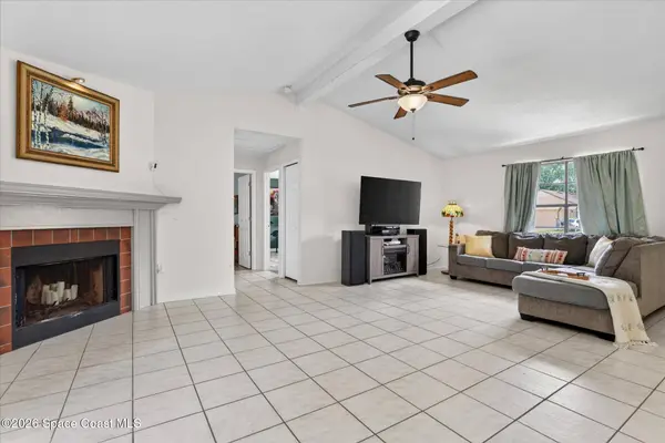 1284 Cone AVE NE, Palm Bay, FL 32907