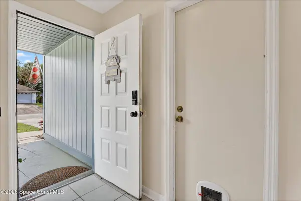 1284 Cone AVE NE, Palm Bay, FL 32907