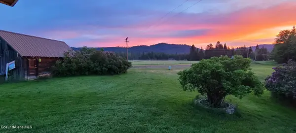 4114 Dufort Rd, Sagle, ID 83860-8929