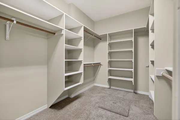12815 N 11th Ave, Garden City, ID 83714-5067
