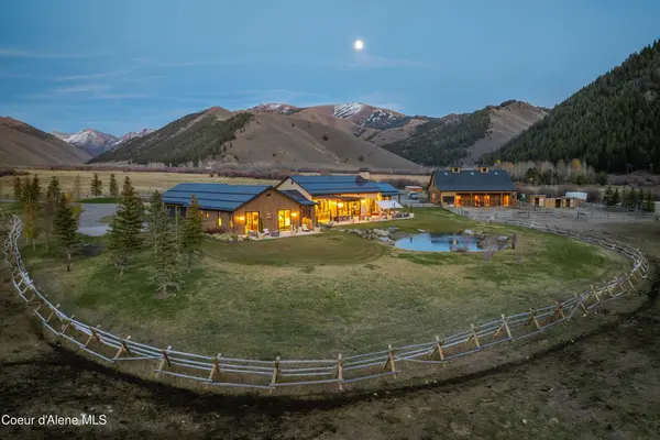 708 East Fork Rd, Hailey, ID 83333-5221