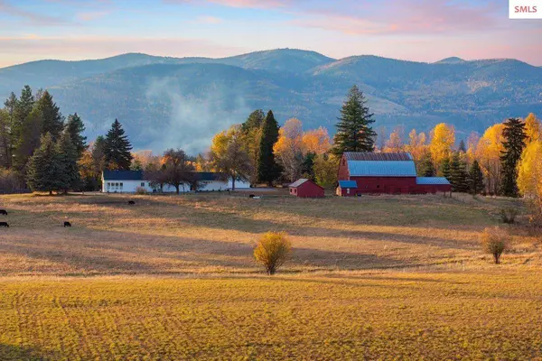 2685 Selle Rd, Sandpoint, ID 83864