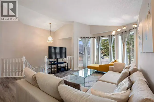 358 Hawkstone Drive NW, Calgary, AB T3G3T7