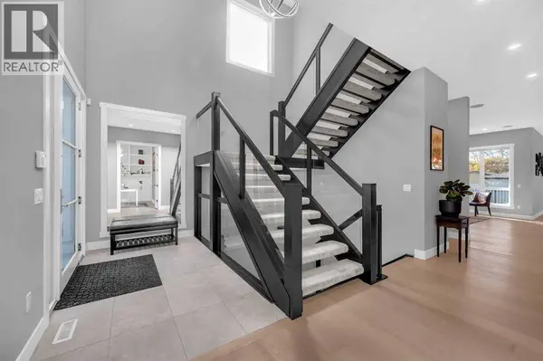 1623 16a Street SE, Calgary, AB T2G3S6