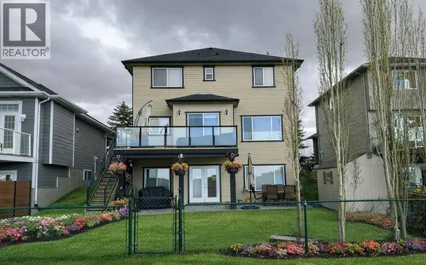 212 Springmere Road, Chestermere, AB T1X1R3