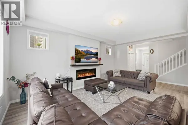 9 Osborne Link, Airdrie, AB T4B5E4